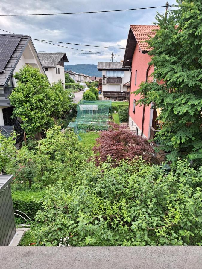 Guesthouse Flower Ljubljana Luaran gambar